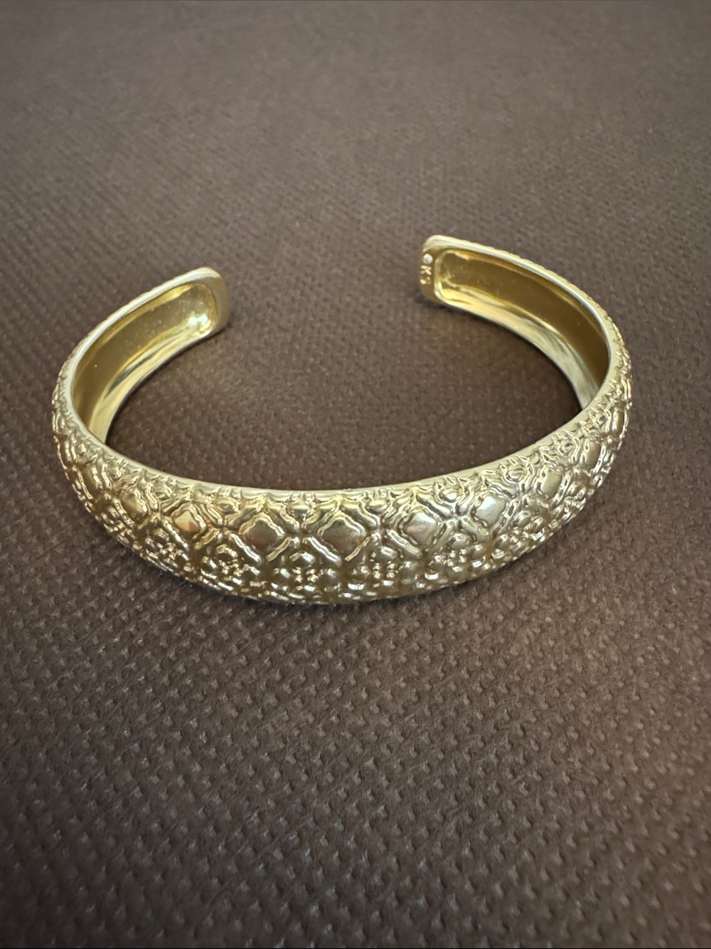 Kendra Scott Harper Gold Embossed Cuff Bracelet